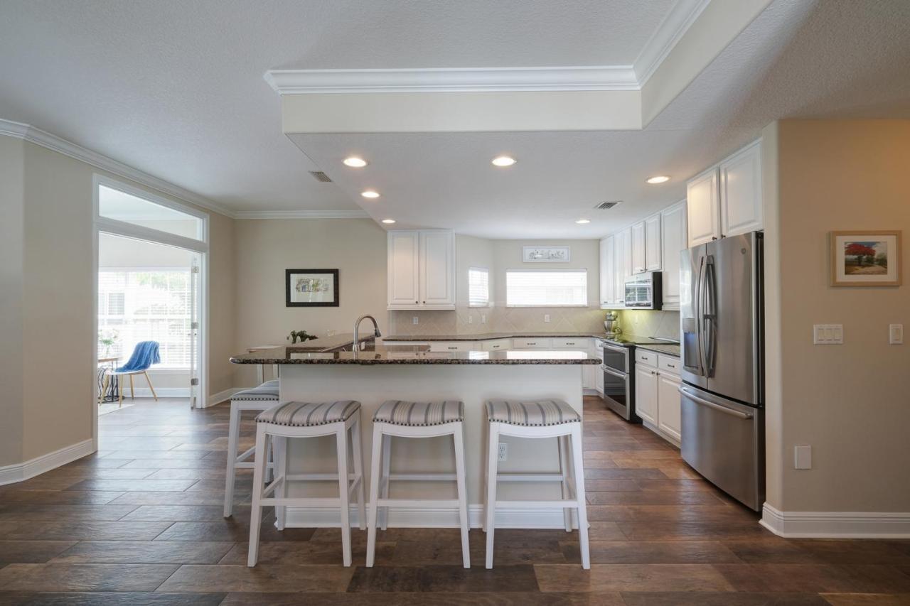 Hibiscus Hideaway Condo Walk To Historic Bridge St Bradenton Beach Exterior foto
